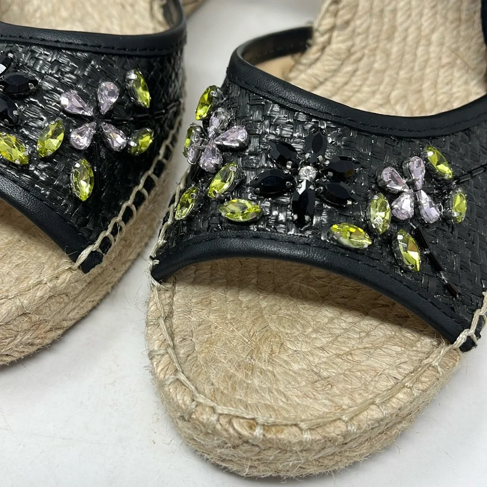 Ivanka Trump perfect preowned